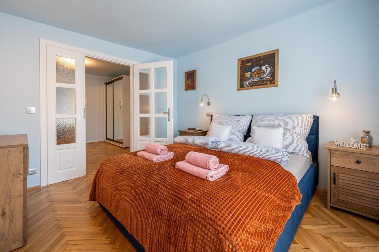 The Angels Apartments Krakow Old Town מראה חיצוני תמונה